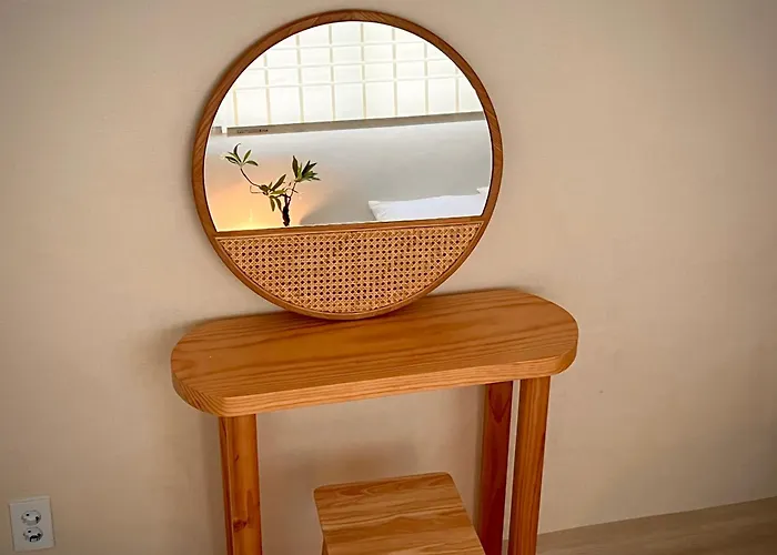 9min To Hapjeong Station, Cozy For Up To 6 Guests #3 *