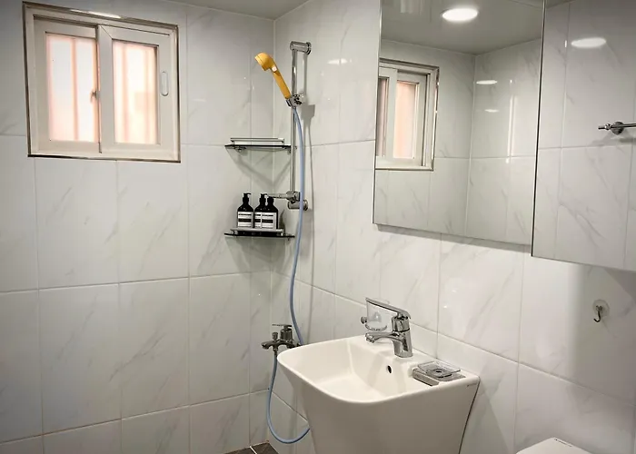 Appartement 9min To Hapjeong Station, Cozy For Up To 6 Guests #3 *